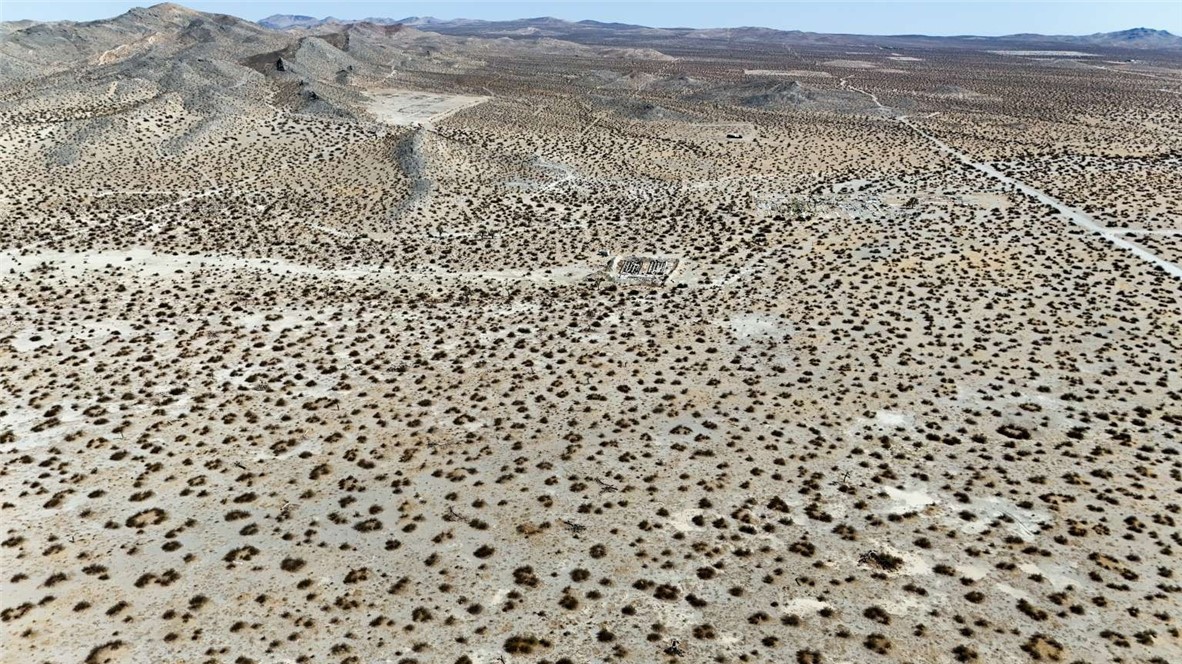 18 Sky Ranch Road Adelanto, CA 92301 - Photo 2 of 16