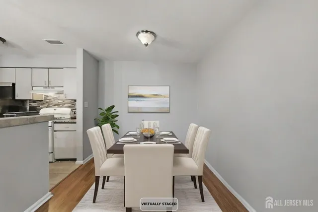 $319,000 | 208 Blew Court, East Brunswick, NJ 08816