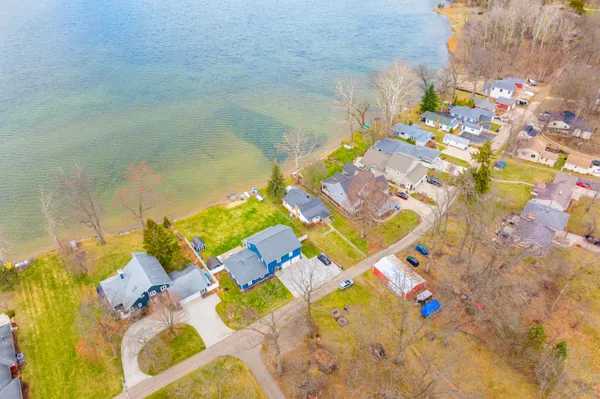 $419,000 | 8664 East Long Lake Drive, Scotts, MI 49088