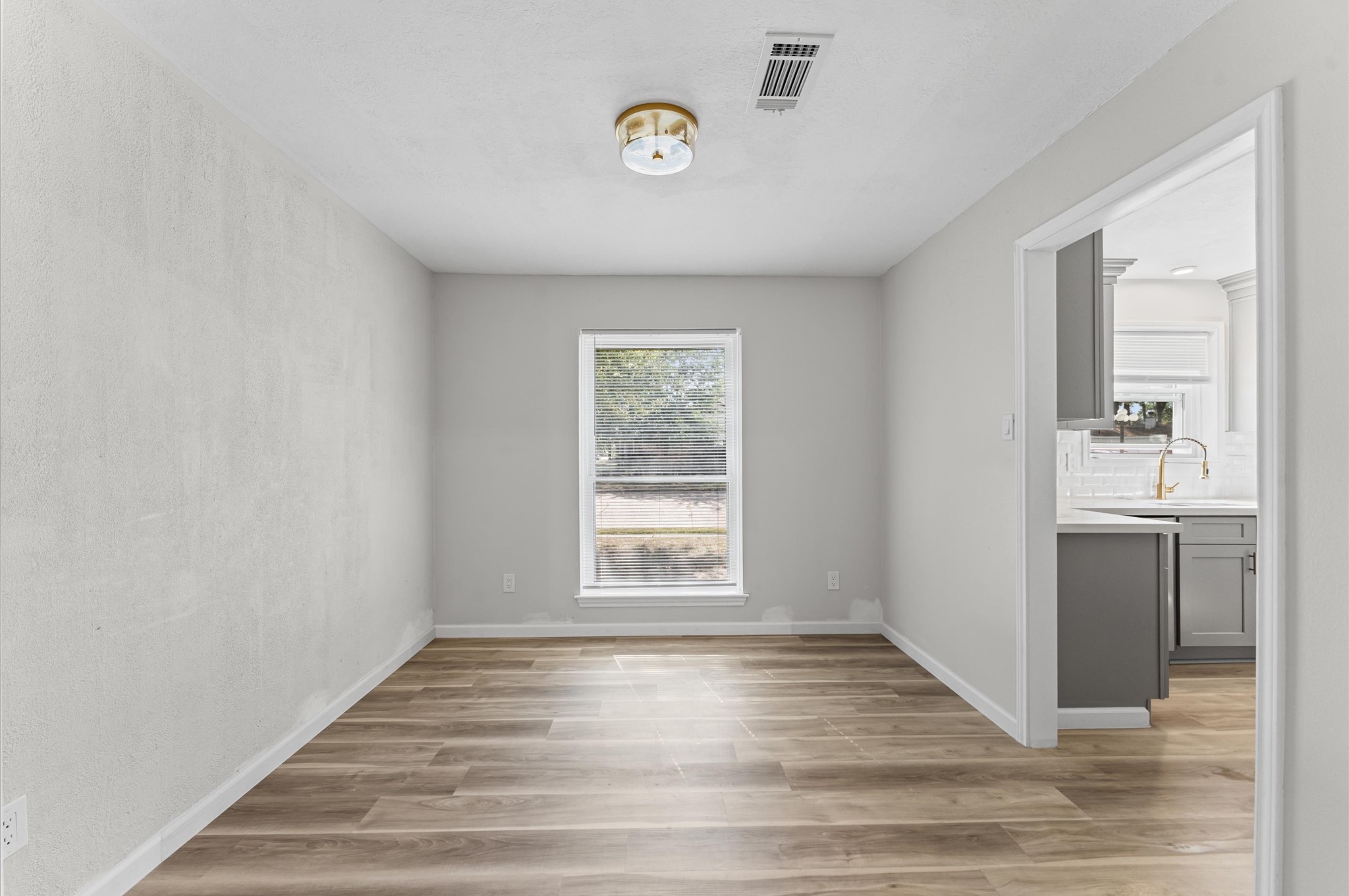 25503 Foxbriar Lane Spring, TX 77373 - Photo 12 of 33