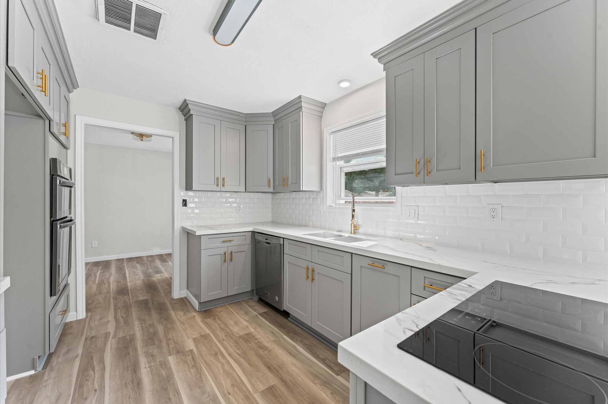 25503 Foxbriar Lane Spring, TX 77373 - Photo 18 of 33