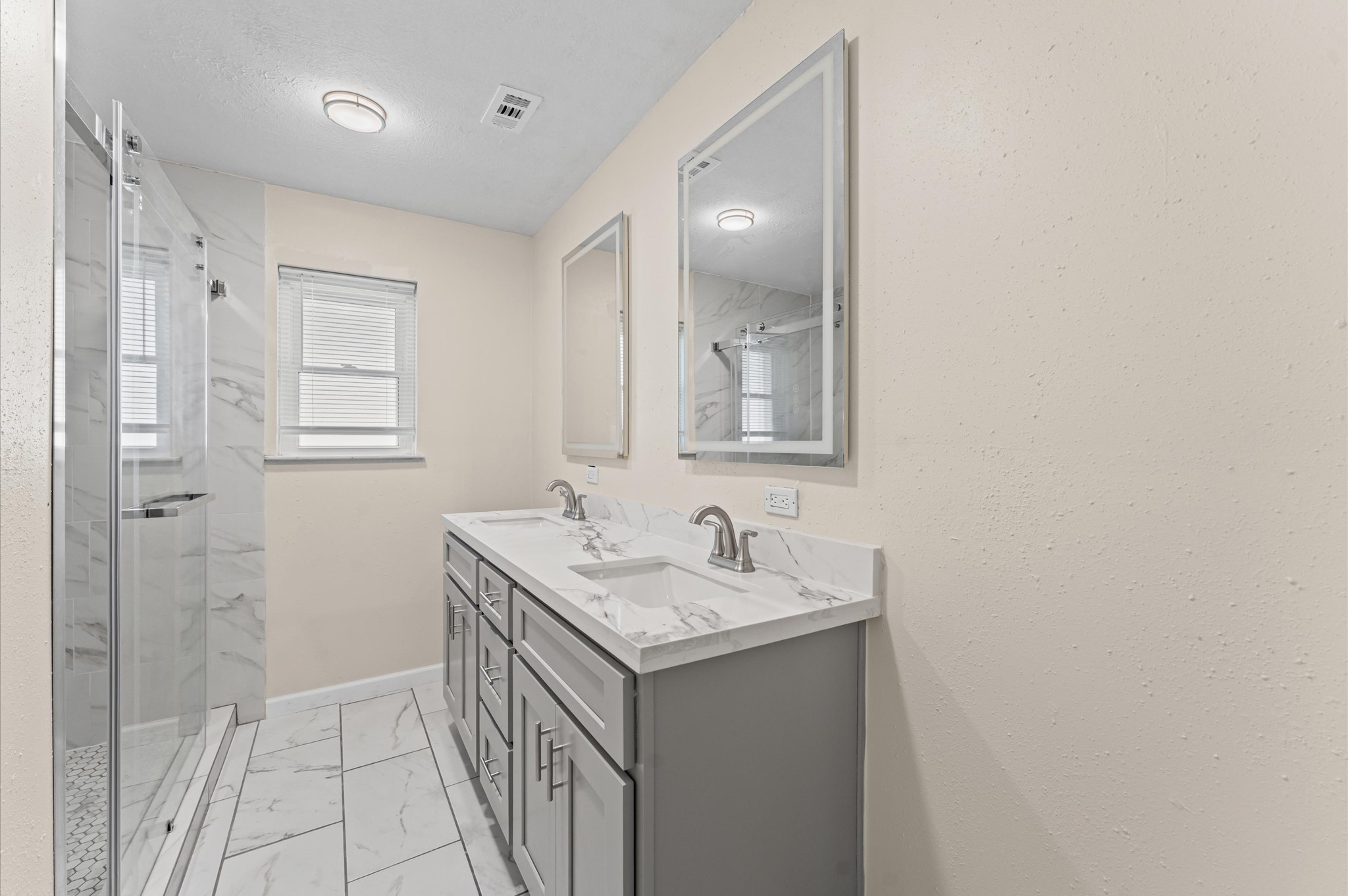 25503 Foxbriar Lane Spring, TX 77373 - Photo 22 of 33