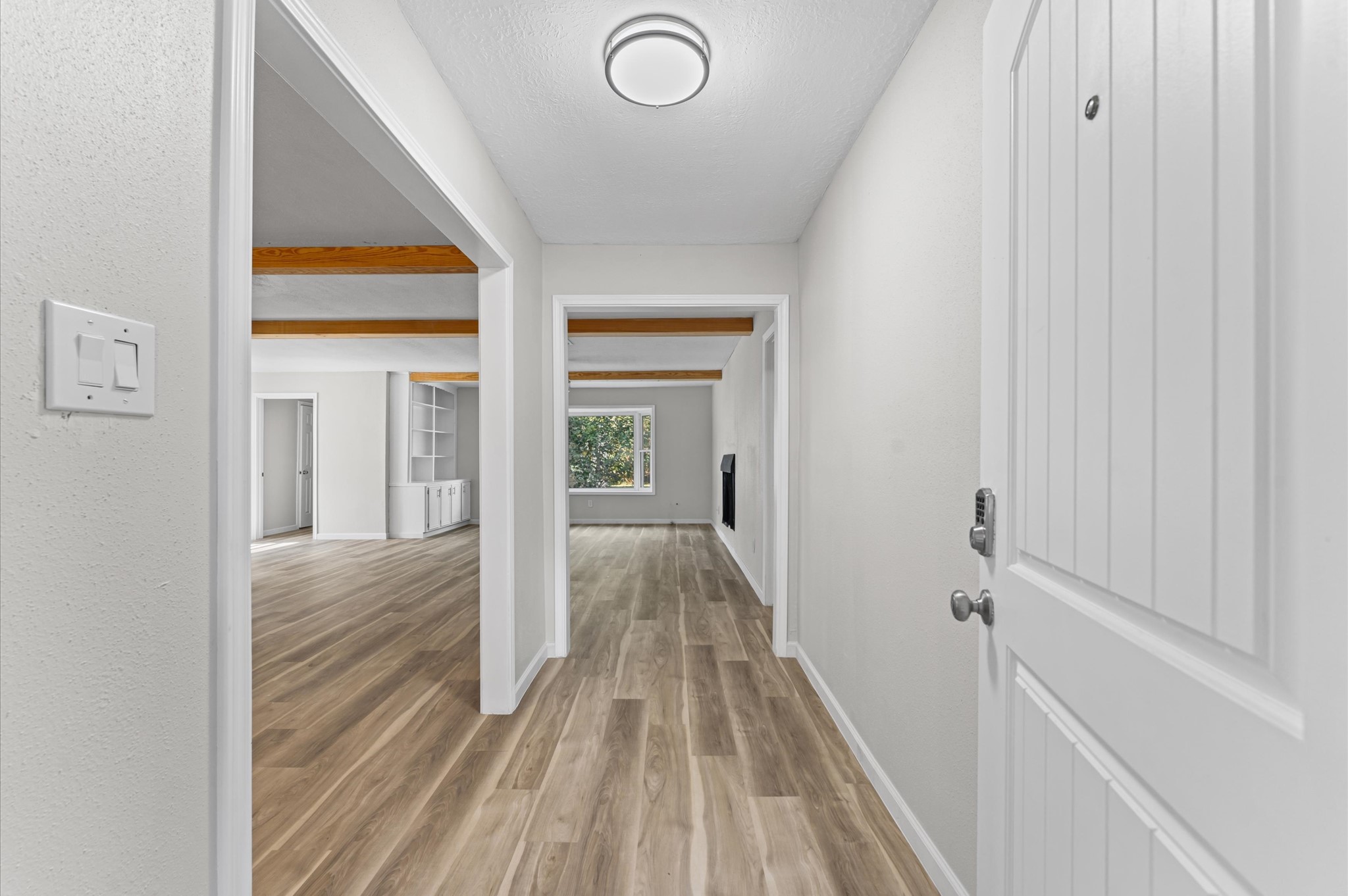 25503 Foxbriar Lane Spring, TX 77373 - Photo 7 of 33