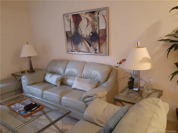 $2,500 | 1571 Southeast Hampshire Way, Unit 104, Stuart, FL 34994