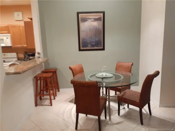 $2,500 | 1571 Southeast Hampshire Way, Unit 104, Stuart, FL 34994