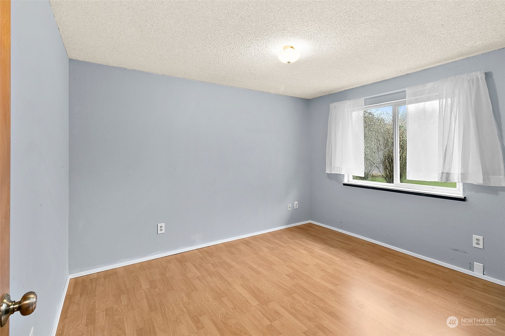 10930 Olalla Valley Road Southeast Olalla, WA 98359 - Photo 12 of 32 Gallery Image 12