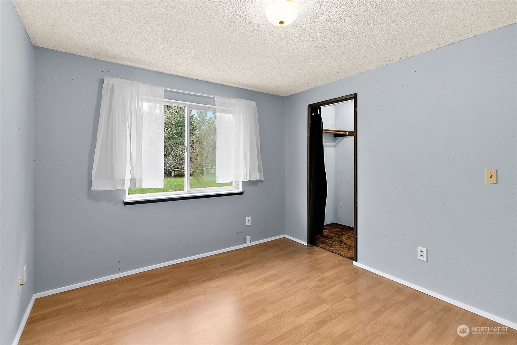 10930 Olalla Valley Road Southeast Olalla, WA 98359 - Photo 13 of 32 Gallery Image 13