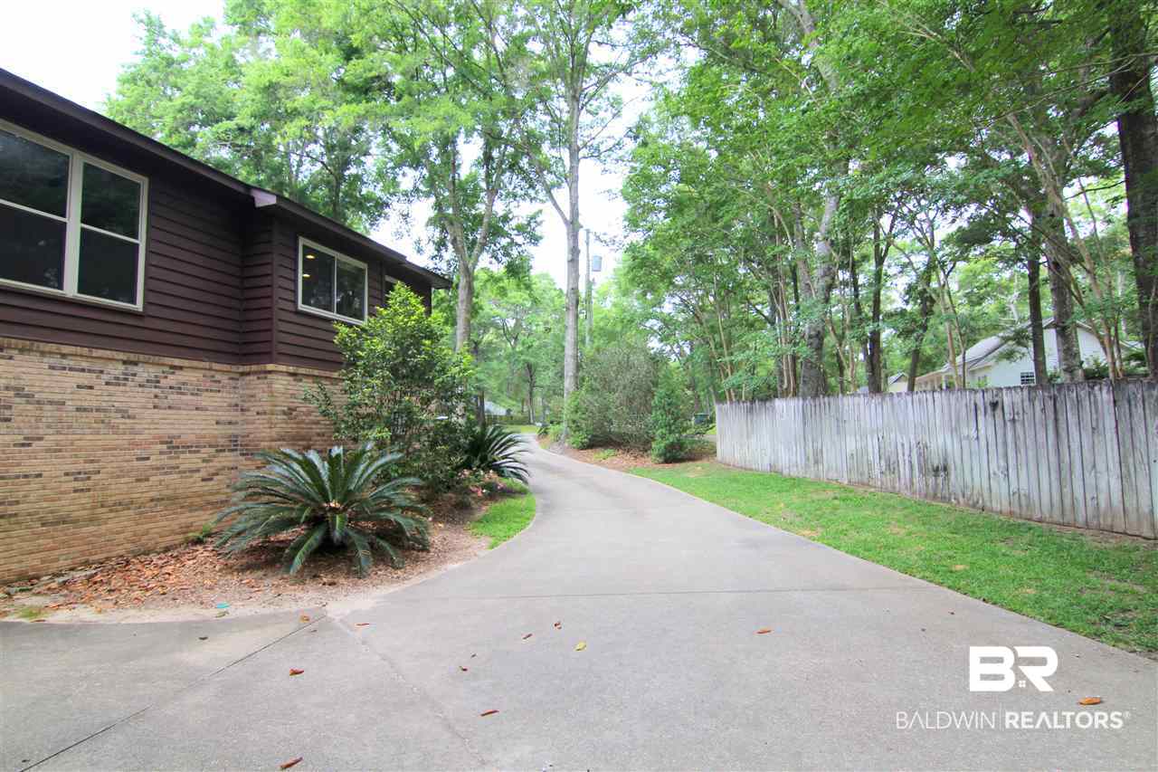 600 Oak Ridge Court West Daphne, AL 36526 - Photo 33 of 35