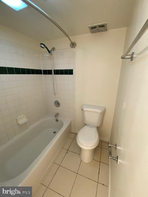 1621 Parkcrest Circle, Unit 100 Reston, VA 20190 - Photo 19 of 24