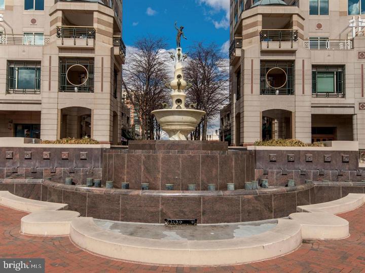 1621 Parkcrest Circle, Unit 100 Reston, VA 20190 - Photo 21 of 24