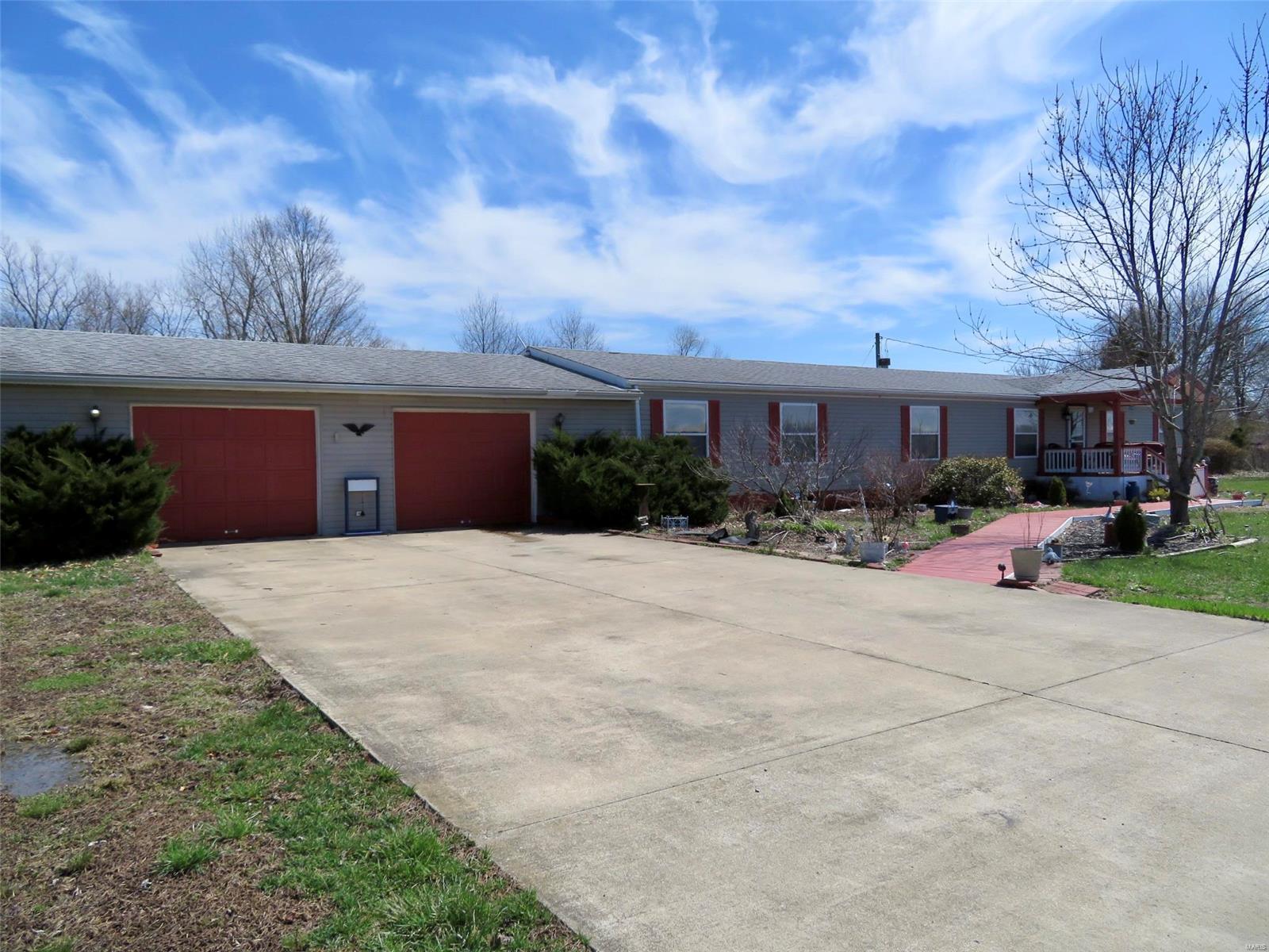 1262 Mettler Road New Douglas, IL 62074 - Photo 1 of 23 Gallery Image 1