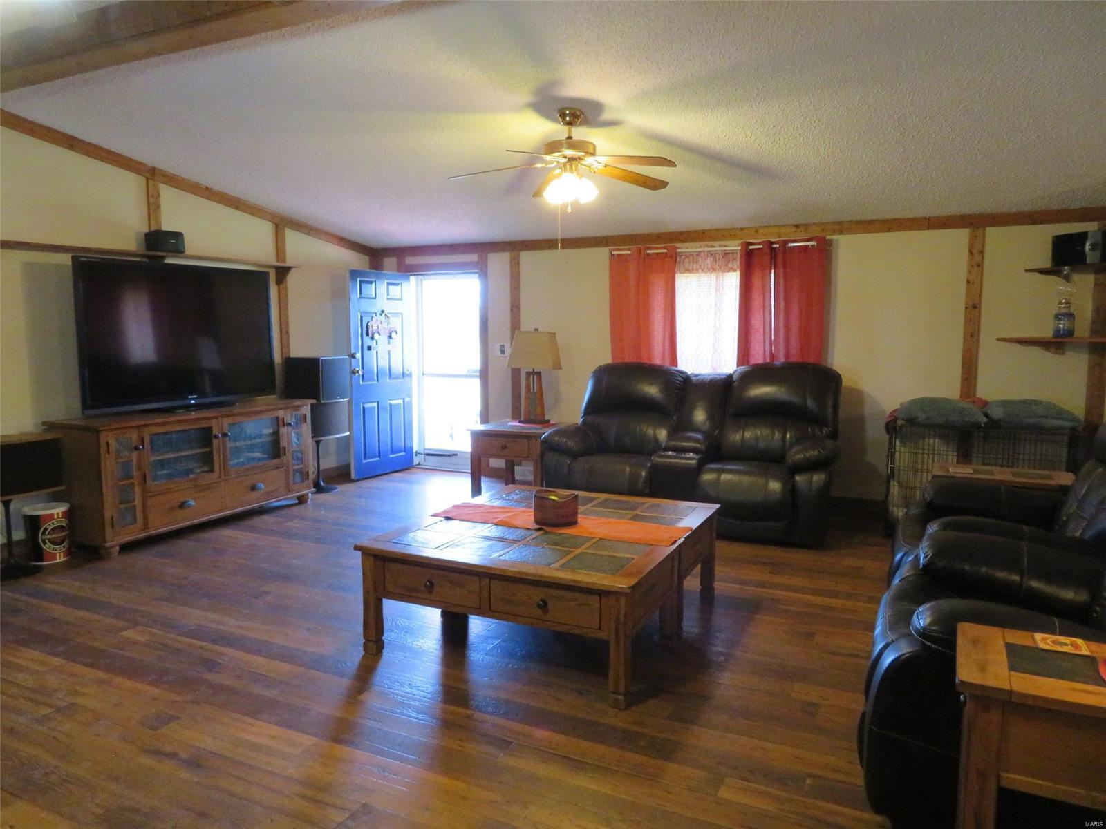 1262 Mettler Road New Douglas, IL 62074 - Photo 15 of 23 Gallery Image 15