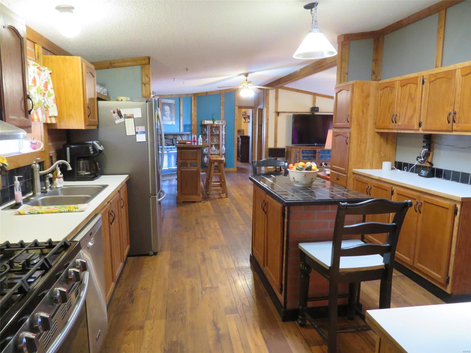 1262 Mettler Road New Douglas, IL 62074 - Photo 18 of 23 Gallery Image 18