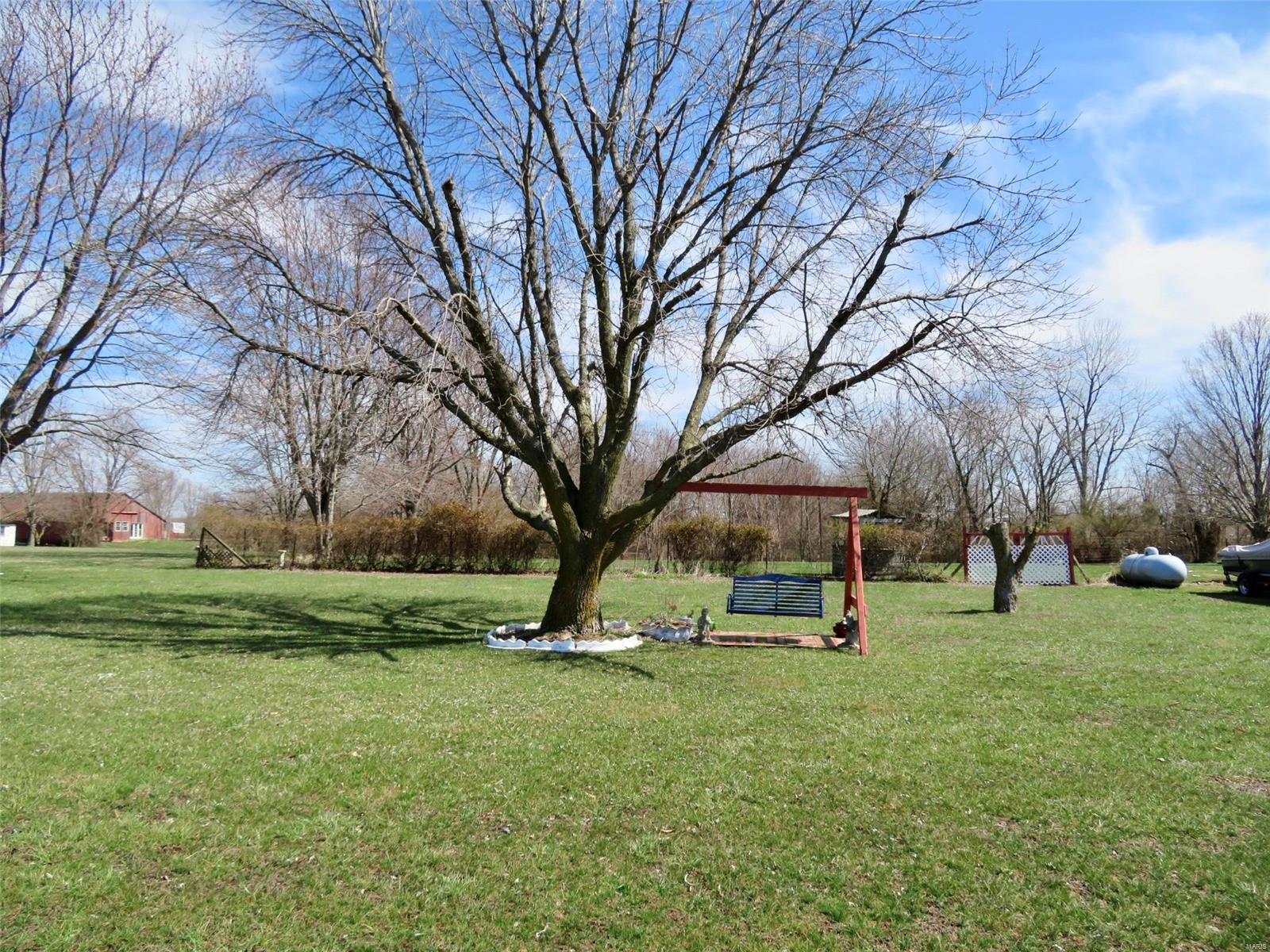 1262 Mettler Road New Douglas, IL 62074 - Photo 3 of 23 Gallery Image 3
