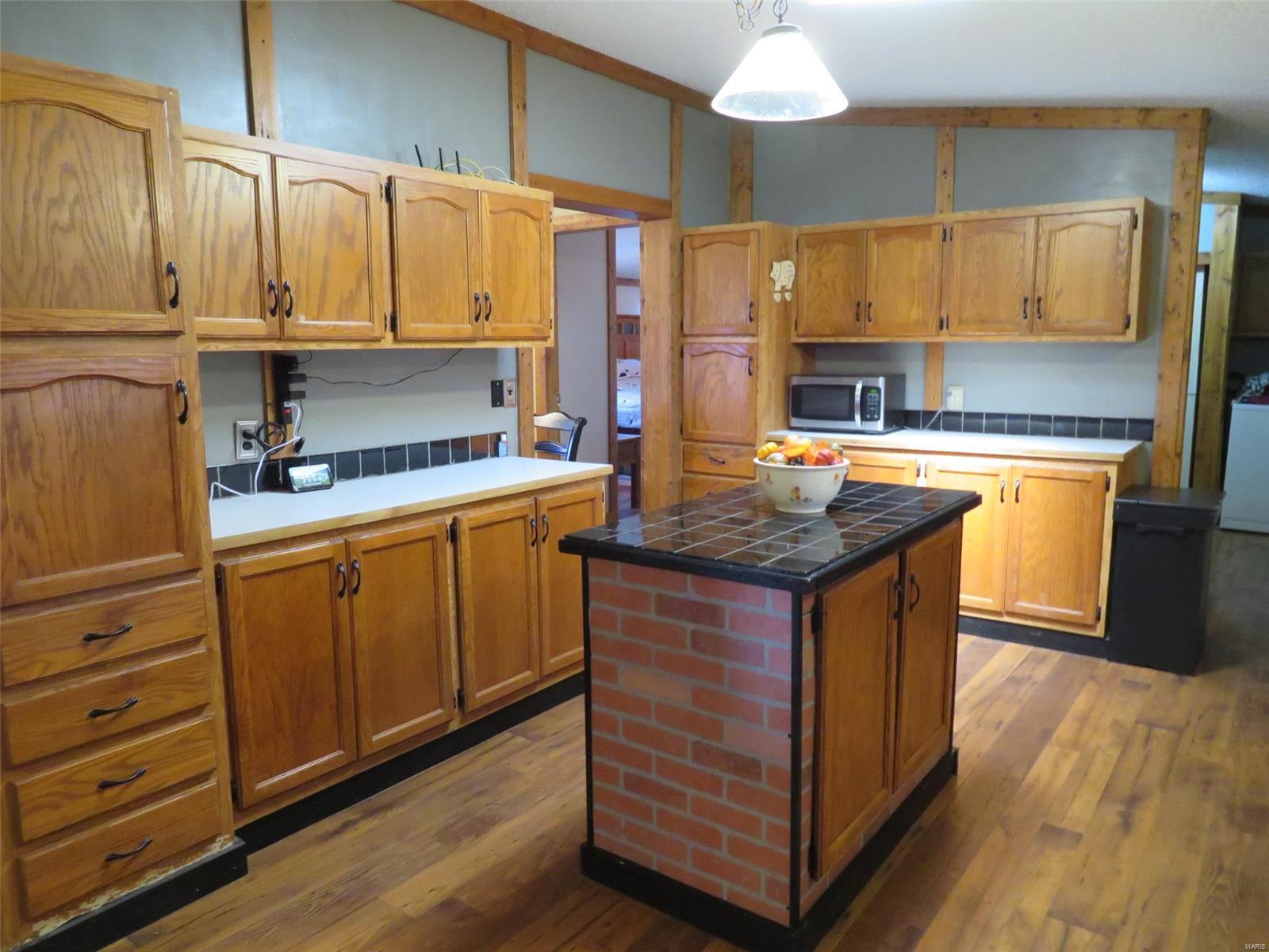 1262 Mettler Road New Douglas, IL 62074 - Photo 8 of 23 Gallery Image 8