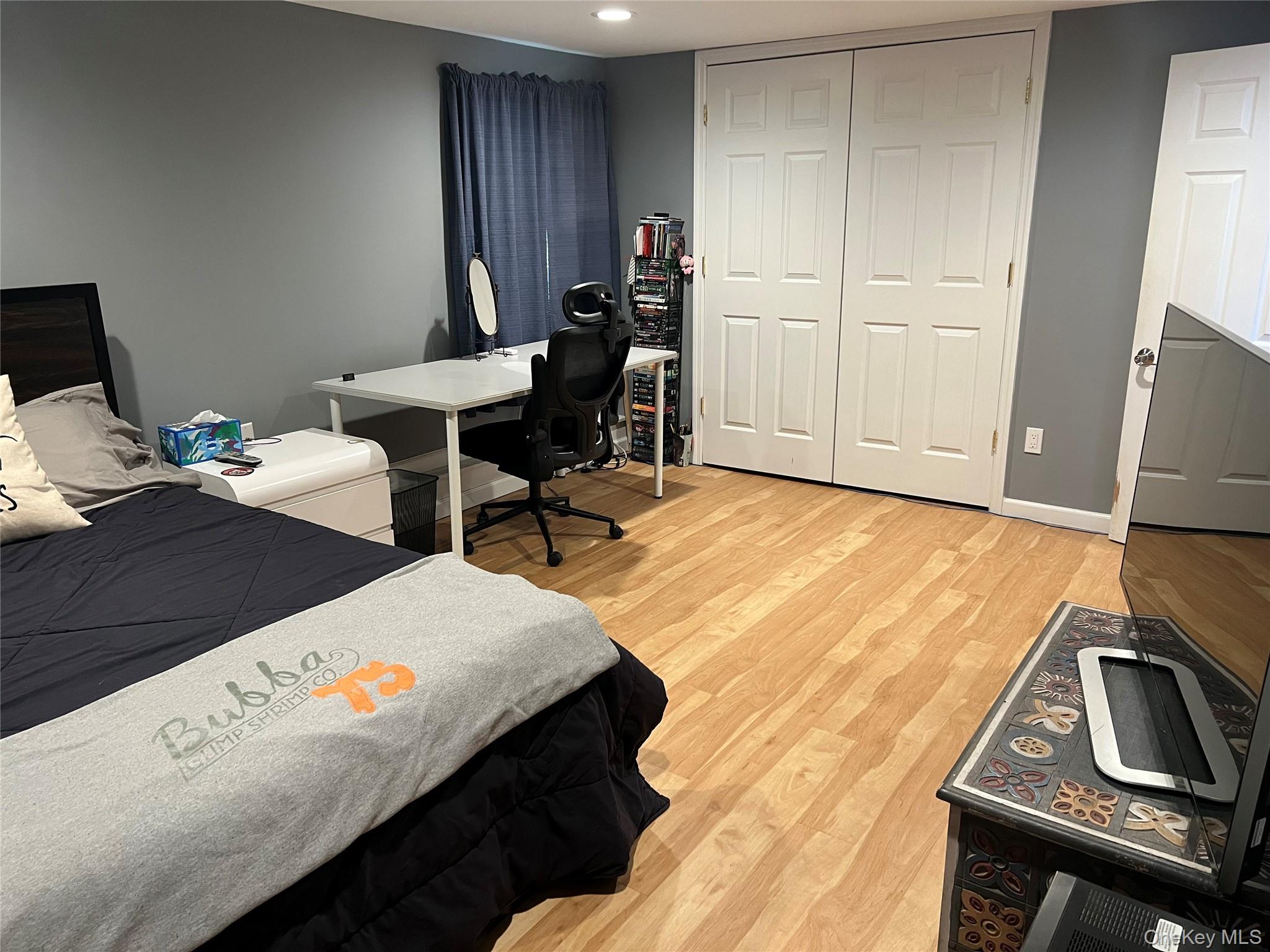 827 Bermuda Road West Babylon, NY 11704 - Photo 17 of 26