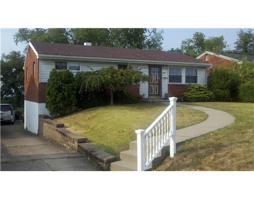 831 Lindsay Road Carnegie, PA 15106 - Photo 1 of 13 Exterior Front.
