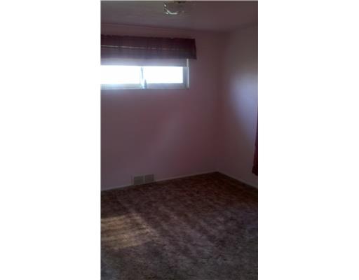 831 Lindsay Road Carnegie, PA 15106 - Photo 6 of 13 Bedroom.