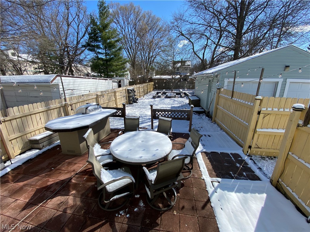 1527 Commodore Road Cleveland, OH 44124 - Photo 4 of 7 Private Backyard