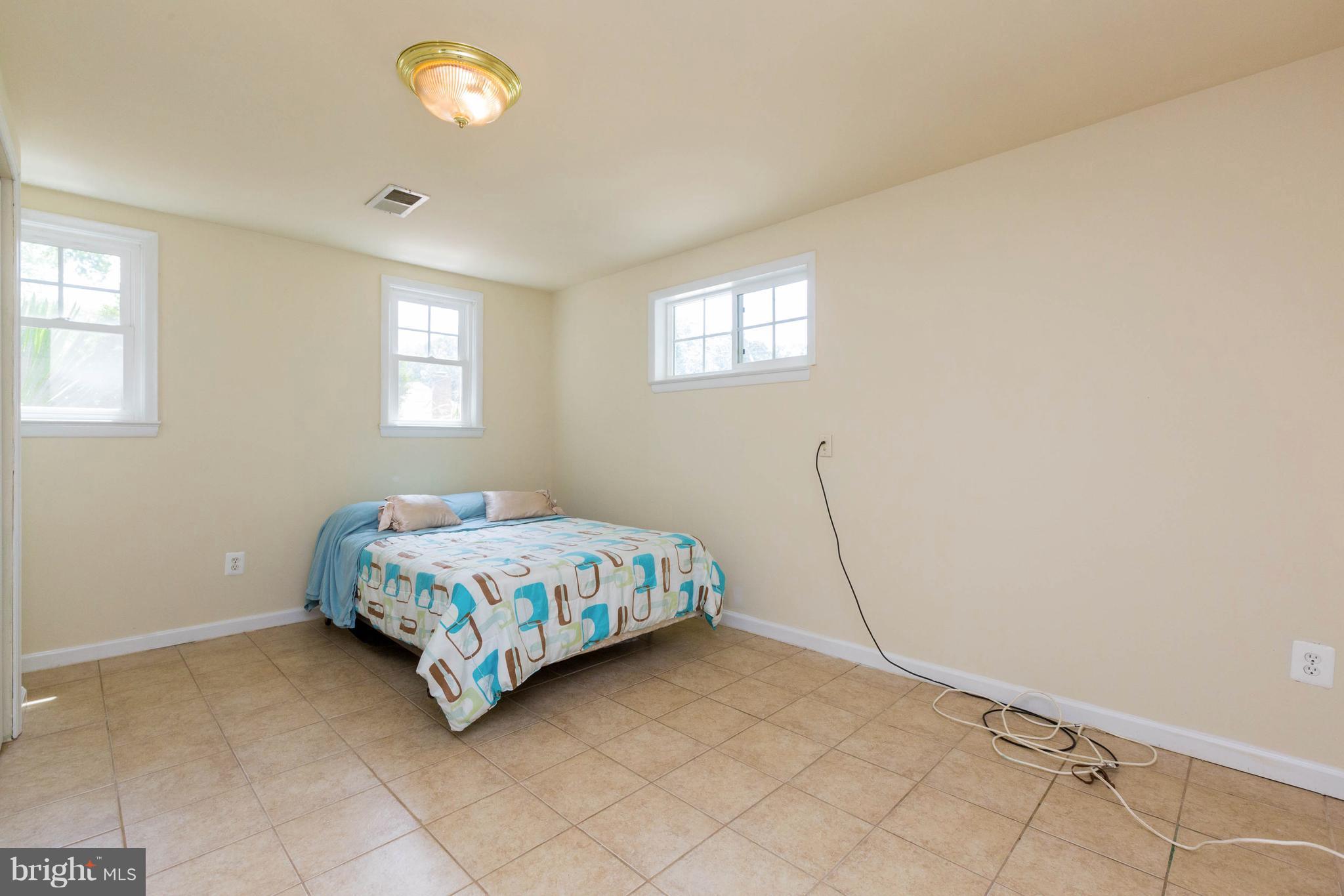 1402 Fillmore Road Fort Washington, MD 20744 - Photo 9 of 24 Bedroom