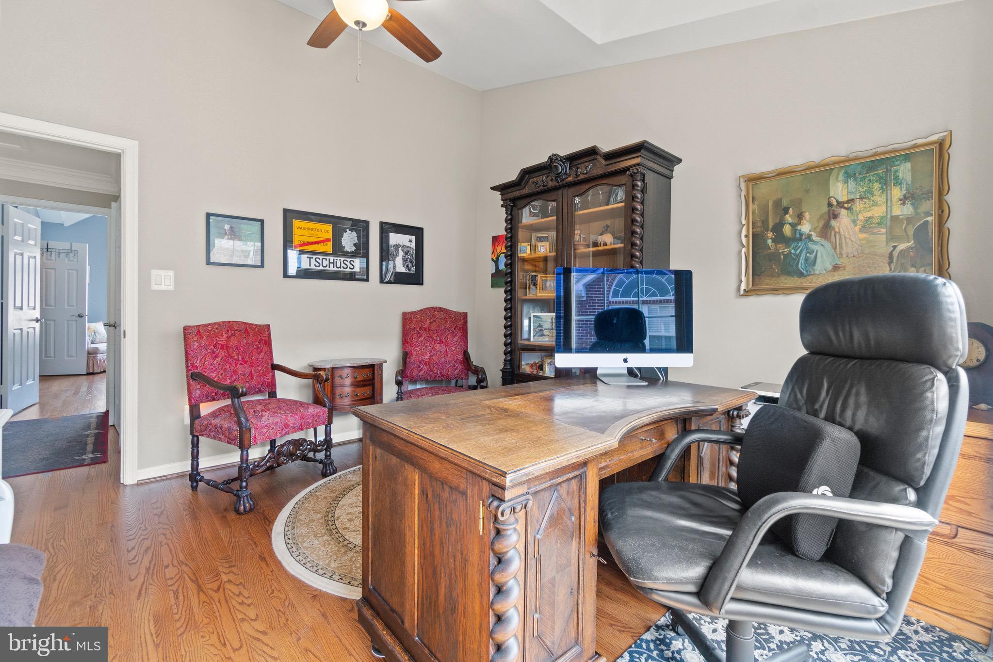 3032 South Glebe Road Arlington, VA 22206 - Photo 15 of 38 2nd Primary Bedroom