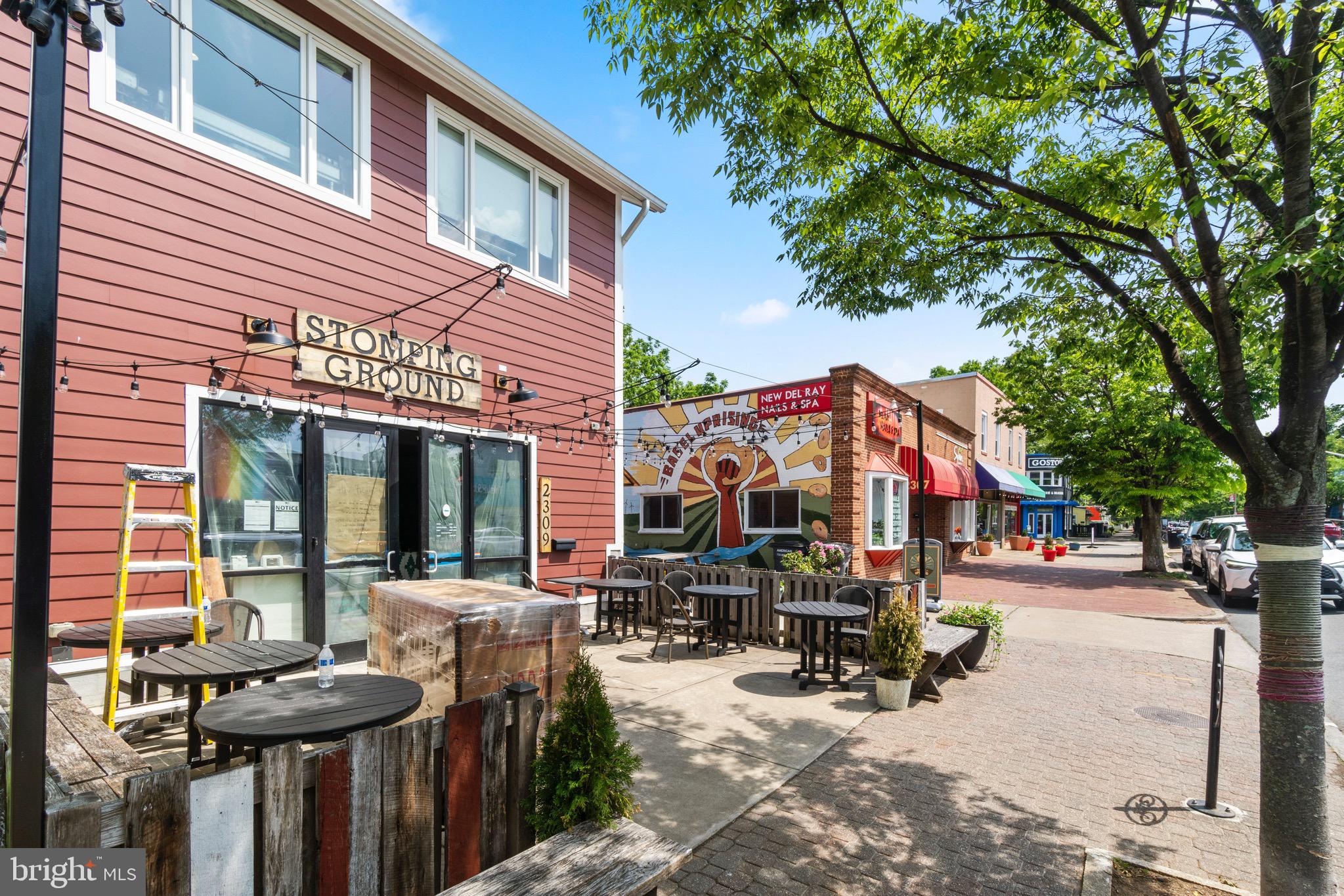 3032 South Glebe Road Arlington, VA 22206 - Photo 34 of 38 Lets get some grub!