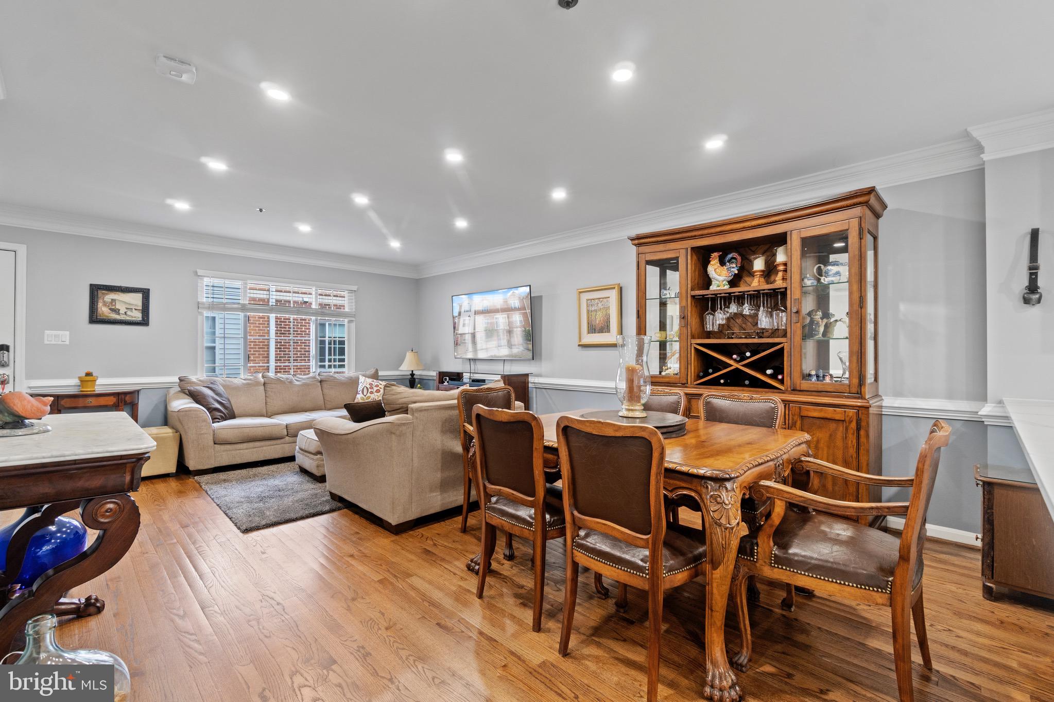 3032 South Glebe Road Arlington, VA 22206 - Photo 4 of 38 Dining Room