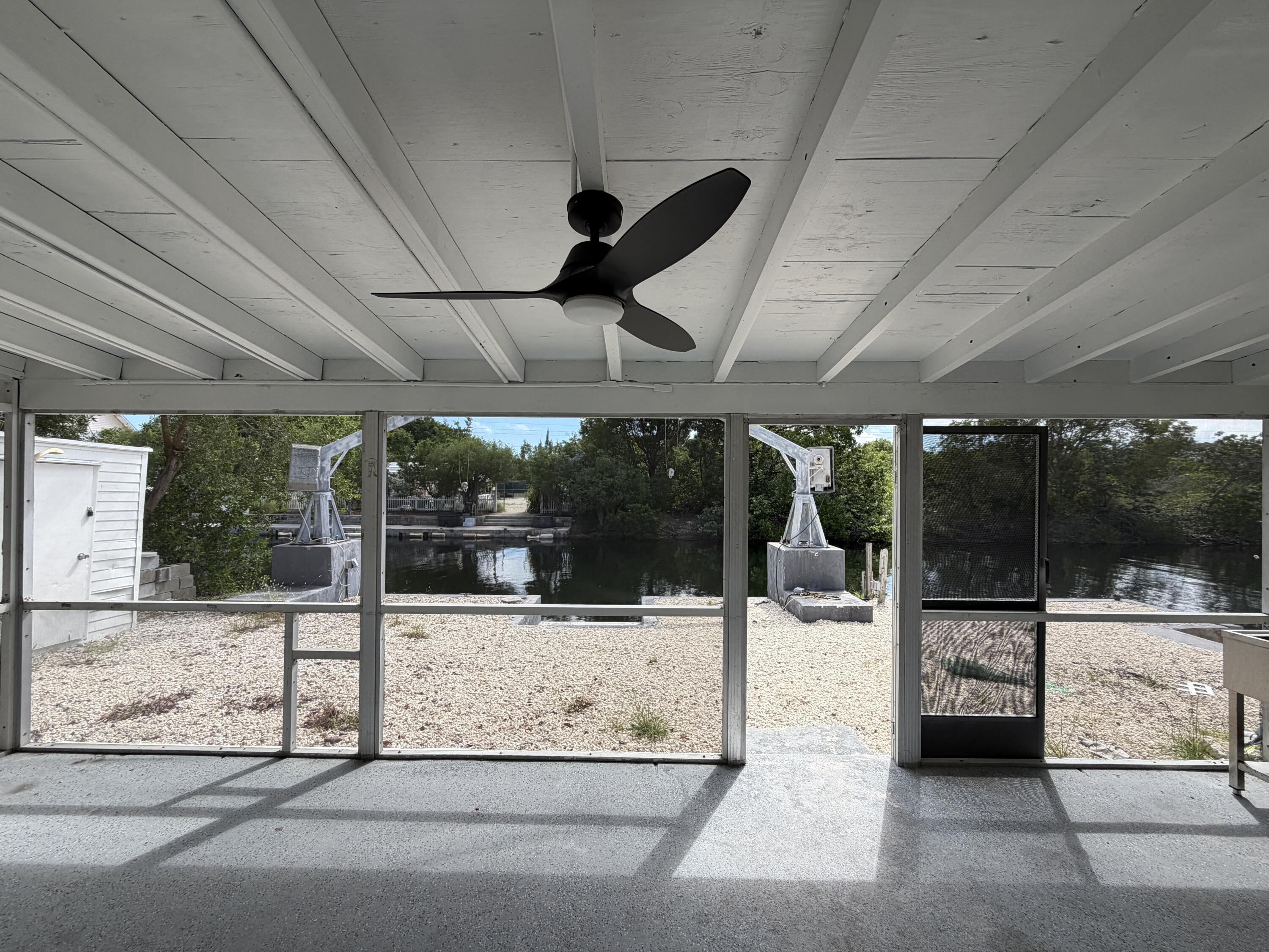 29656 Constitution Avenue Big Pine Key, FL 33043 - Photo 4 of 19 a outdoor space view