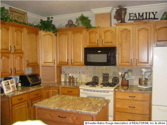 255 Lake View Drive Raceland, LA 70394 - Photo 5 of 15 Gallery Image 5