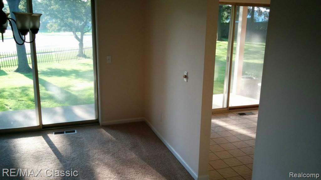 29666 Middlebelt Road Farmington Hills, MI 48334 - Photo 12 of 15