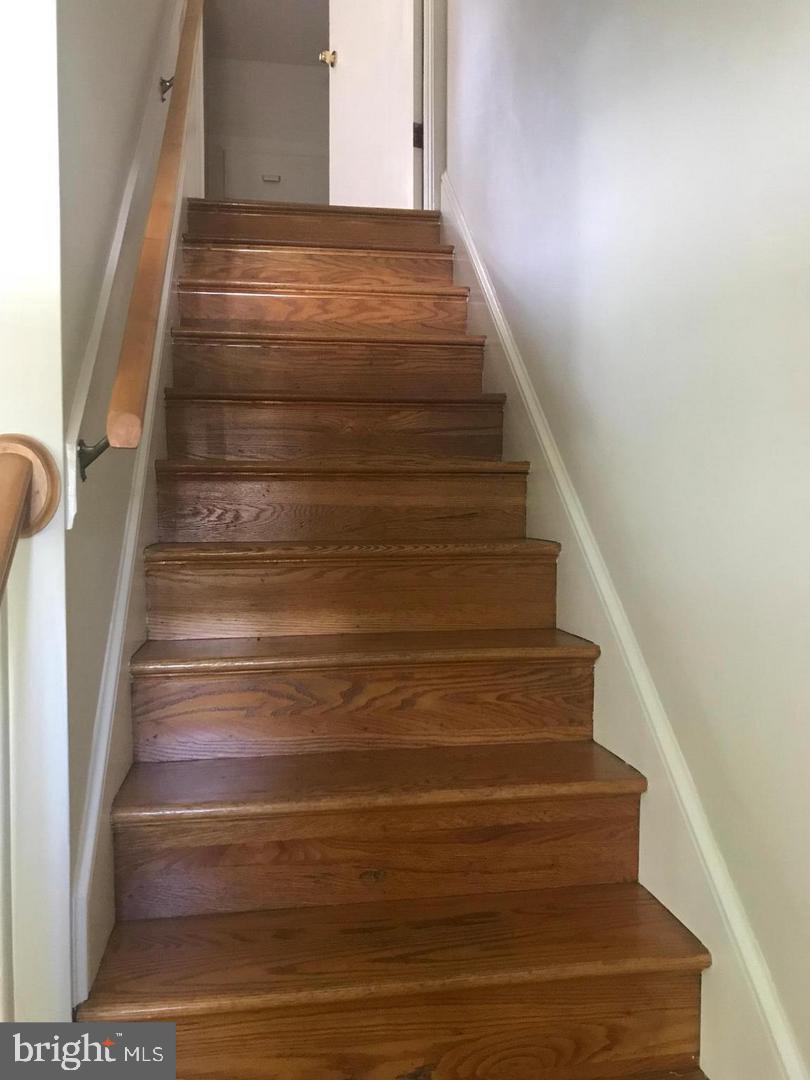 112 Fairview Avenue Frederick, MD 21701 - Photo 9 of 24 a view of entryway