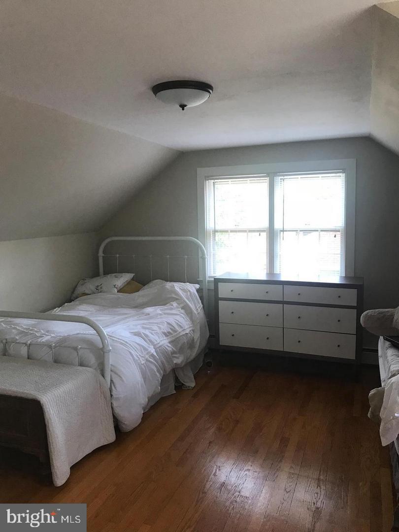 112 Fairview Avenue Frederick, MD 21701 - Photo 10 of 24 a bedroom with a bed and a window