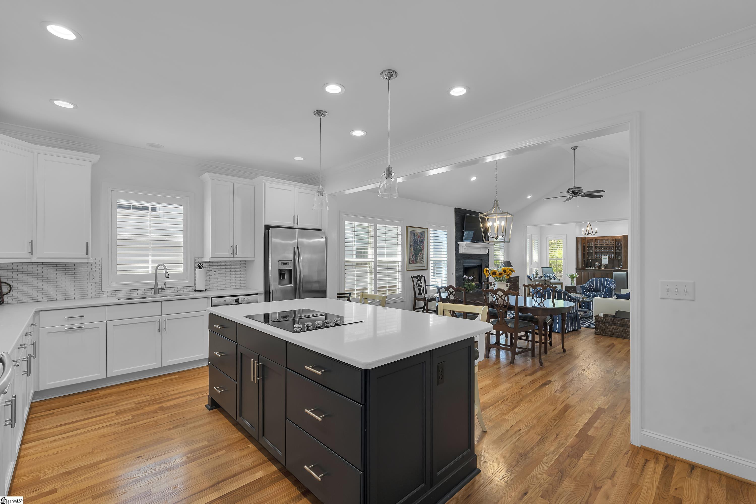 23 Highcroft Court Greenville, SC 29607 - Photo 5 of 27