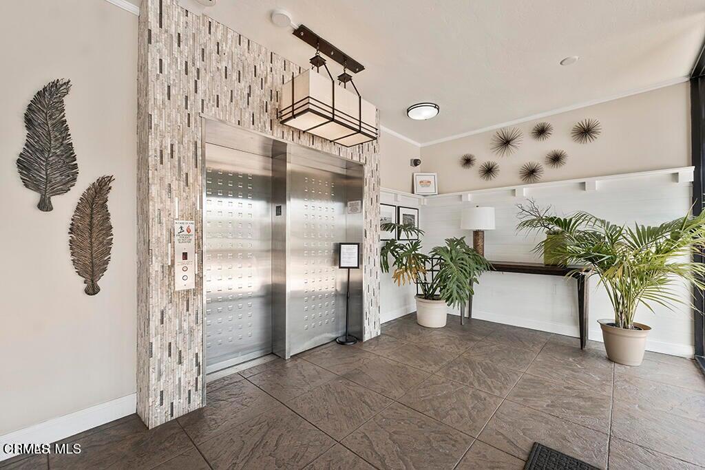 2901 Peninsula Road, Unit 333 Oxnard, CA 93035 - Photo 3 of 14 a view of a entryway