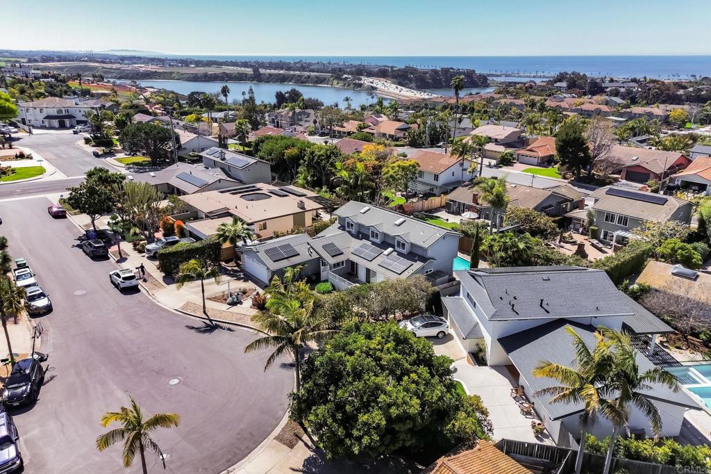 3975 Stella Maris Lane Carlsbad, CA 92008 - Photo 30 of 31