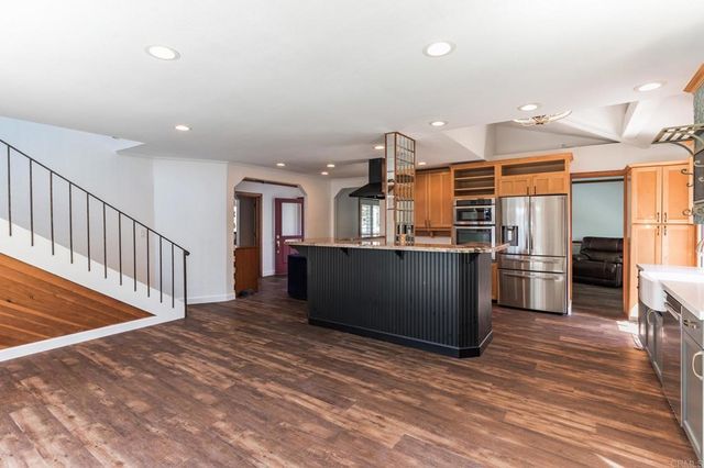 $1,600,000 | 3975 Stella Maris Lane, Carlsbad, CA 92008