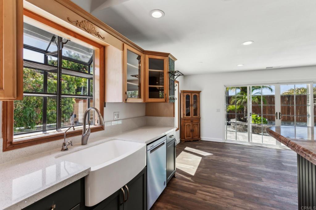 3975 Stella Maris Lane Carlsbad, CA 92008 - Photo 10 of 31