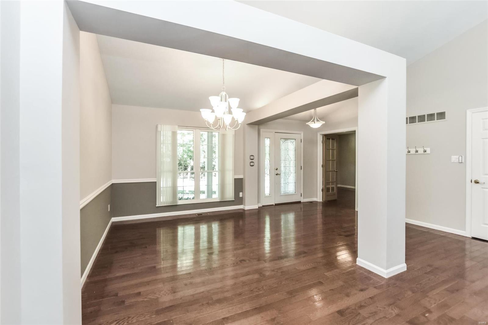 983 Kiefer Trails Drive Ballwin, MO 63021 - Photo 7 of 18