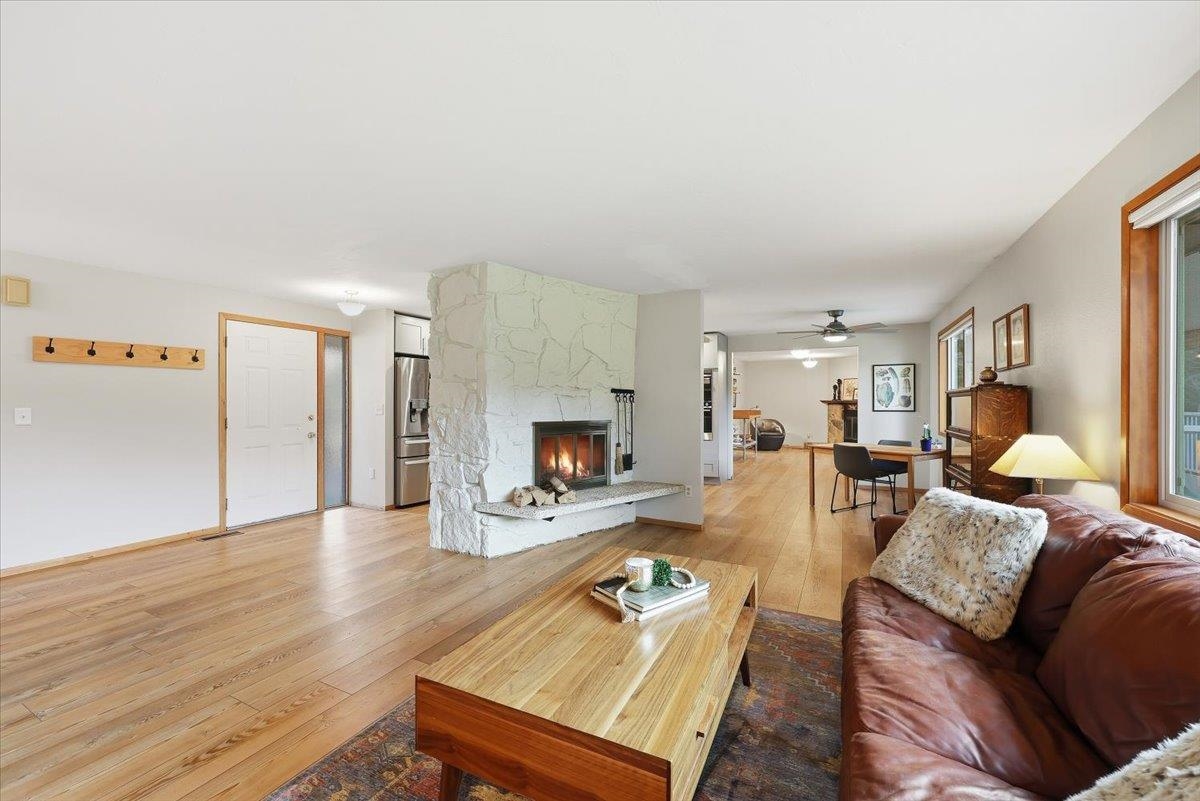 4420 South Cook Street Spokane, WA 99223 - Photo 3 of 26