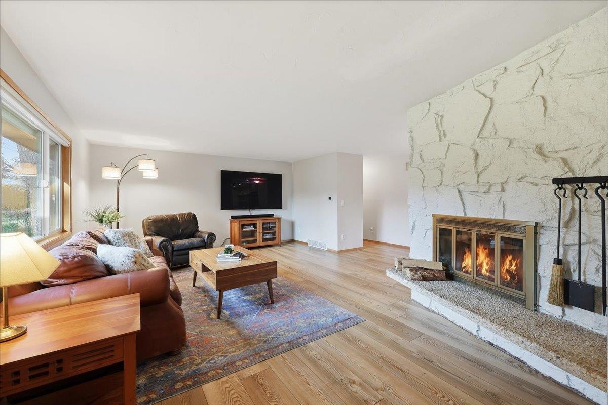 4420 South Cook Street Spokane, WA 99223 - Photo 5 of 26