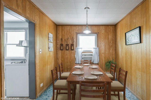 196 East Old Elm Road Lake Forest, IL 60045 - Photo 7 of 18 Gallery Image 7