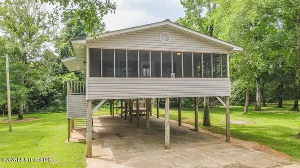 $269,900 | 2432 Pascagoula River Road, Moss Point, MS 39562