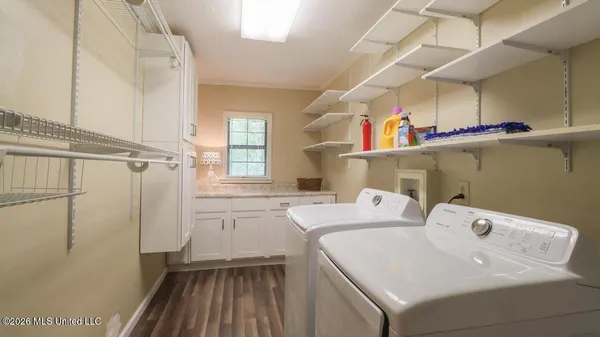 $269,900 | 2432 Pascagoula River Road, Moss Point, MS 39562