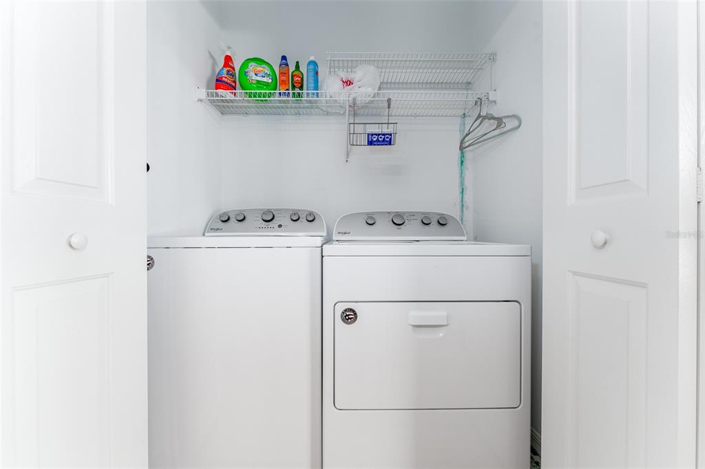 10423 Heron Lake Drive Riverview, FL 33578 - Photo 13 of 30 a utility room with dryer and washer