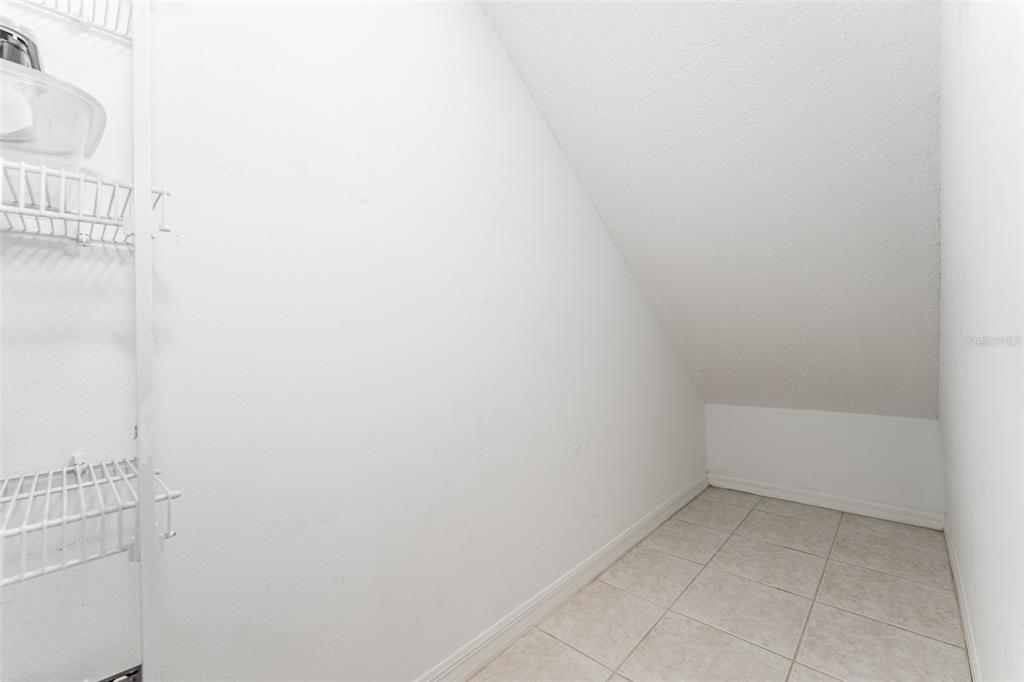 10423 Heron Lake Drive Riverview, FL 33578 - Photo 15 of 30 a view of a room