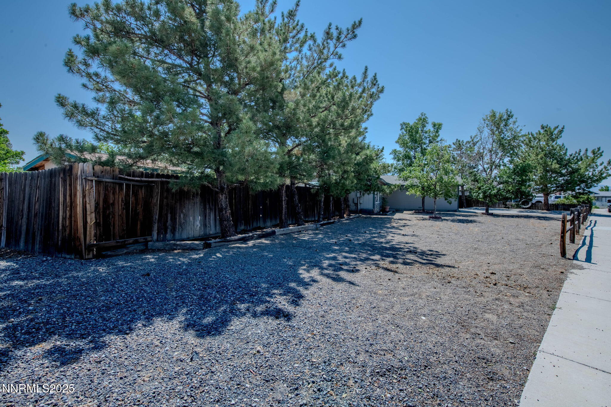 112 Empire Road Dayton, NV 89403 - Photo 30 of 38 41-web-or-mls-DSC_7472-HDR