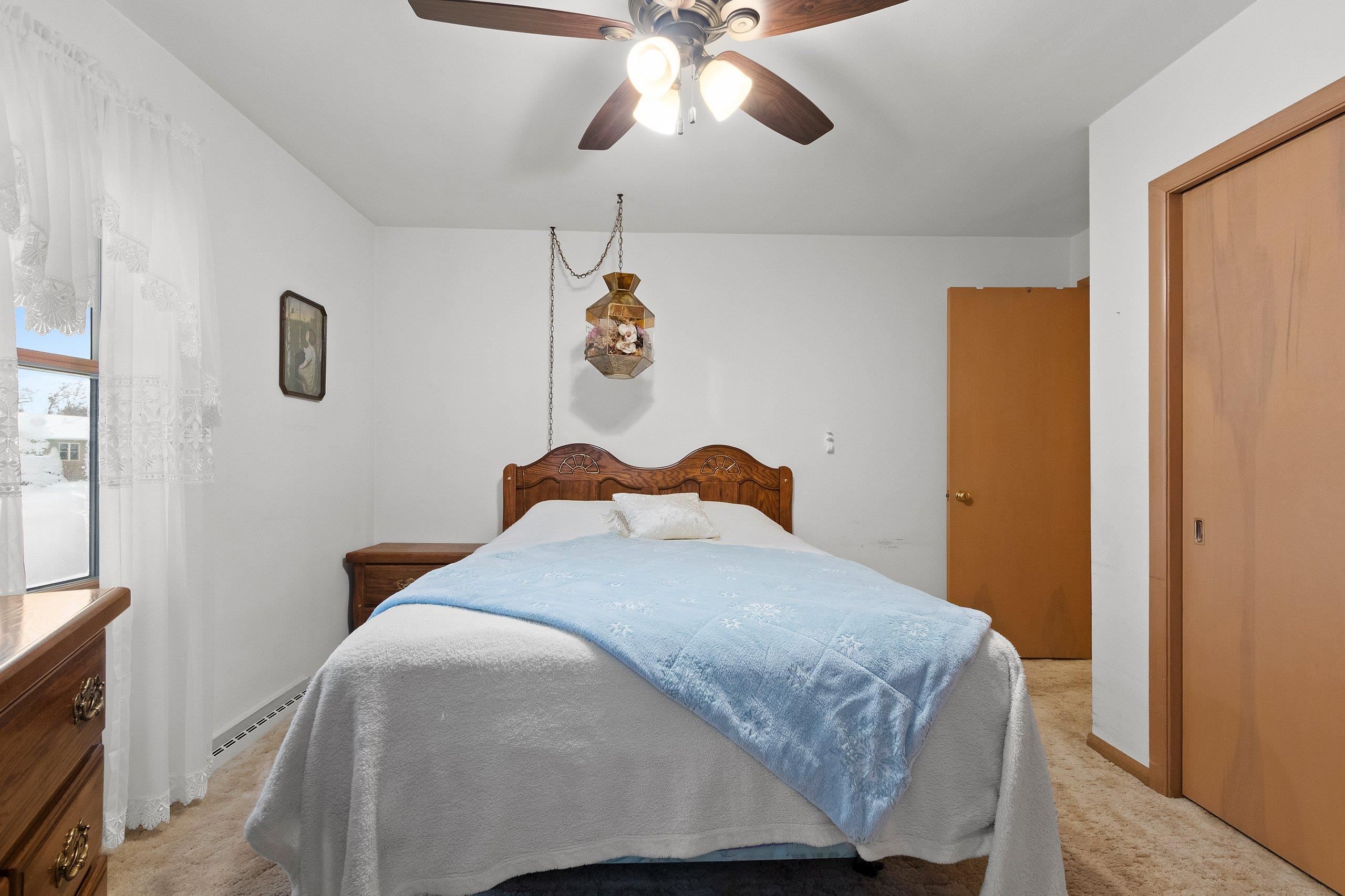 723 Robbins Street Seymour, WI 54165 - Photo 15 of 38