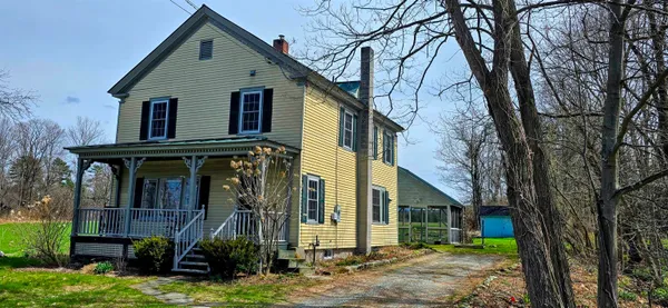 $400,000 | 194 Dartmouth College Highway, Haverhill, NH 03765