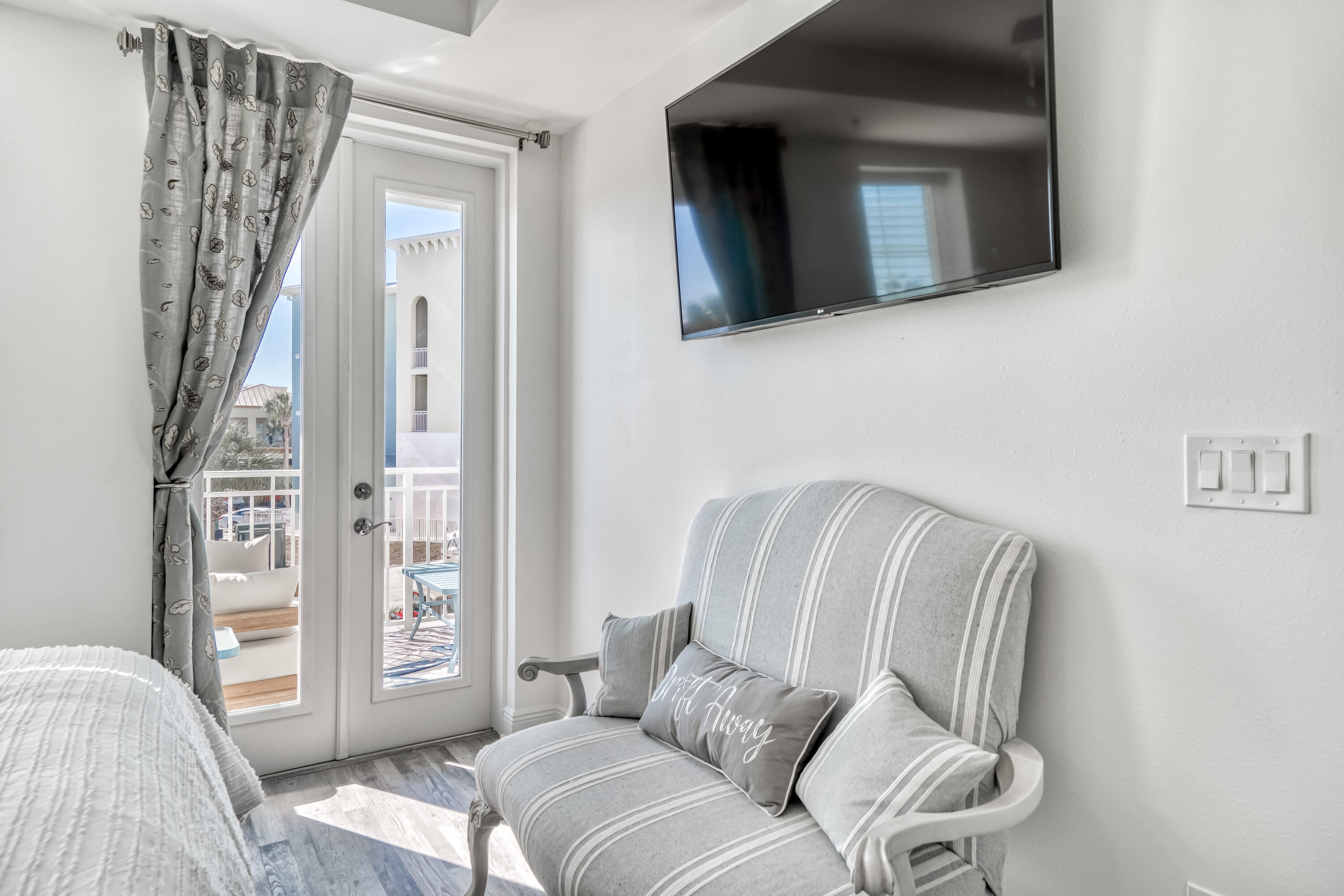 1740 South Co Highway 393, Unit 113 Santa Rosa Beach, FL 32459 - Photo 23 of 42 Gulfplace Condo 113-17