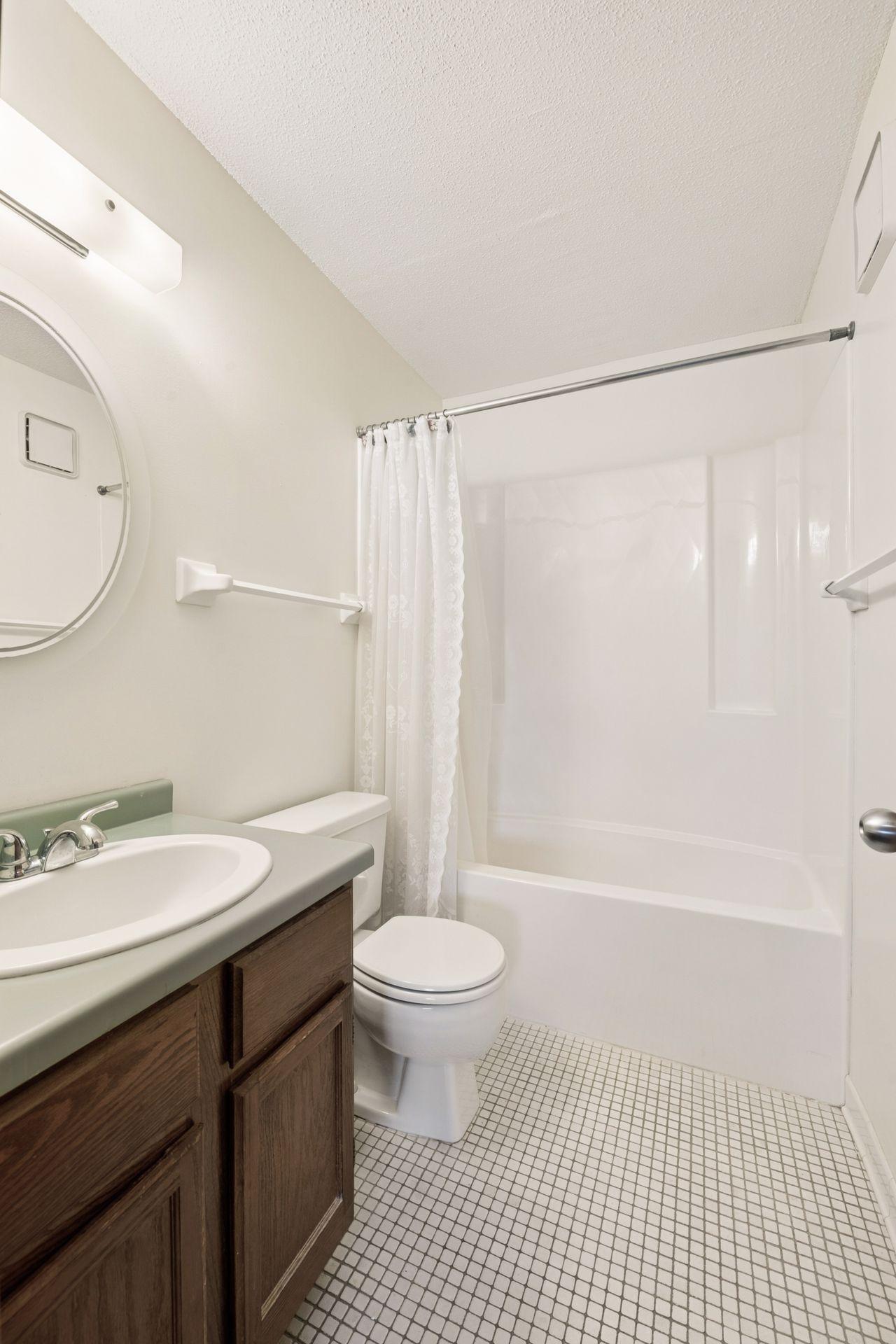 66 9th Street East, Unit 2115 St. Paul, MN 55101 - Photo 33 of 95